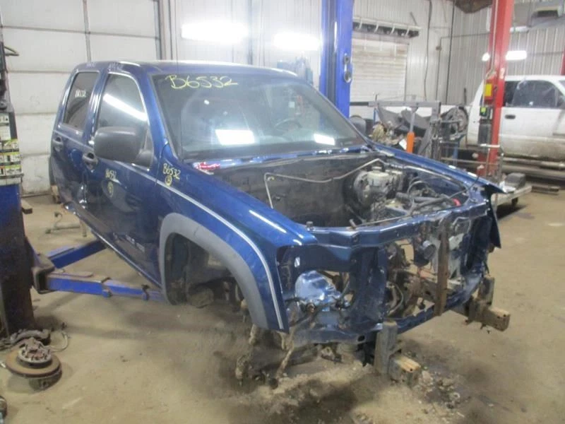 Fixed Back Glass w/privacy tint fits 04 05 06 07 08 09 10 11 12 GMC Canyon - Image 3 of 4