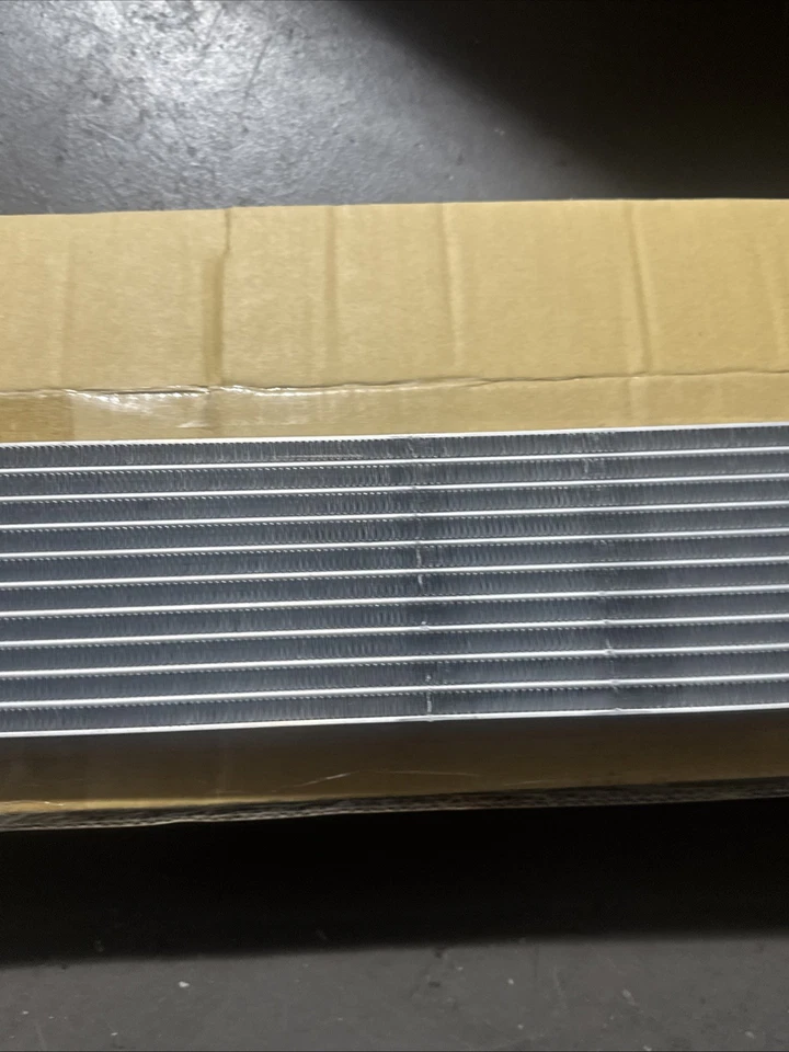 Chevrolet Silverado 2500/3500 6.6L 2019-2021 TYC 19159 Ext Trans Oil Cooler NEW - Image 4 of 4