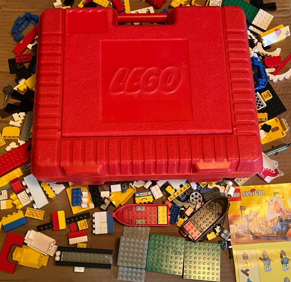 Lego Vintage Lot 6057 pirate ship + other misc set parts fresh estate find. - Image 3 of 4