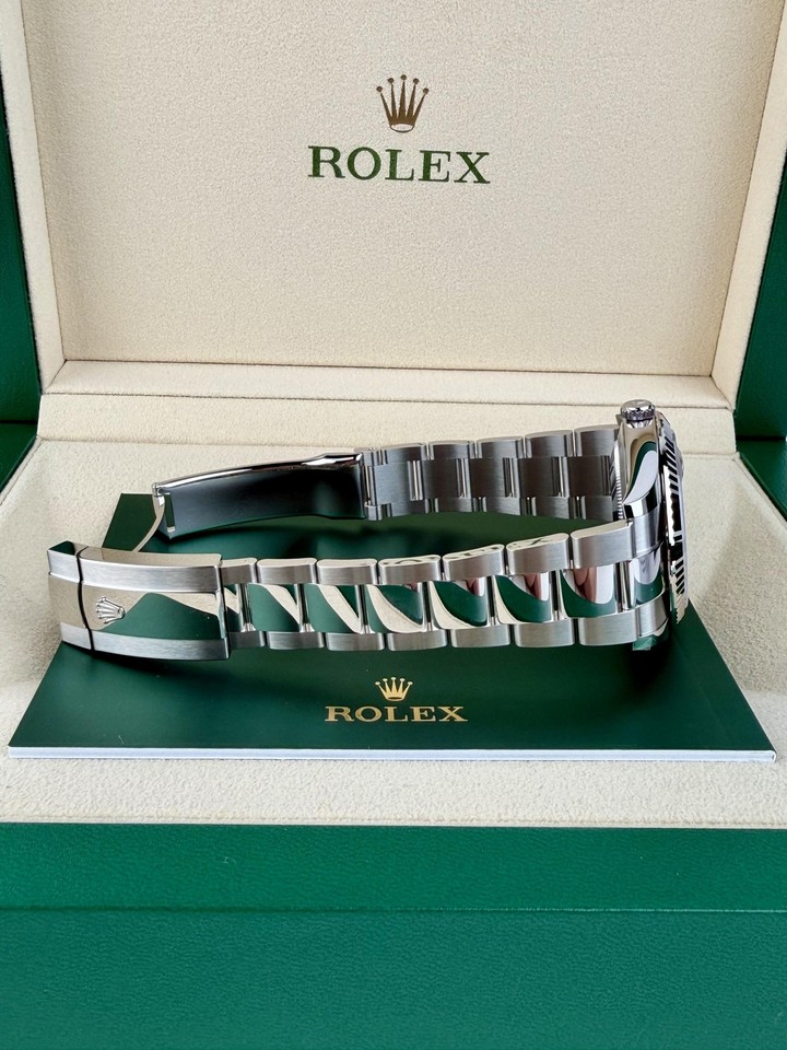 Rolex Datejust 41mm UNWORN 2026- Blue Roman Fluted Oyster 126334 | eBay