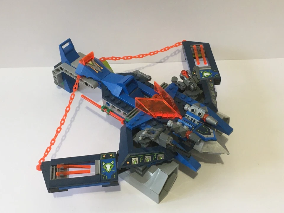 LEGO Nexo Knights :  Aaron Fox's Aero Striker V2 - Set 70320 Complet avec notice - Photo 2/3