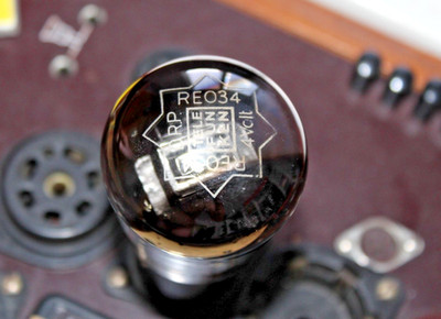 RE034 TELEFUNKEN TRIODE