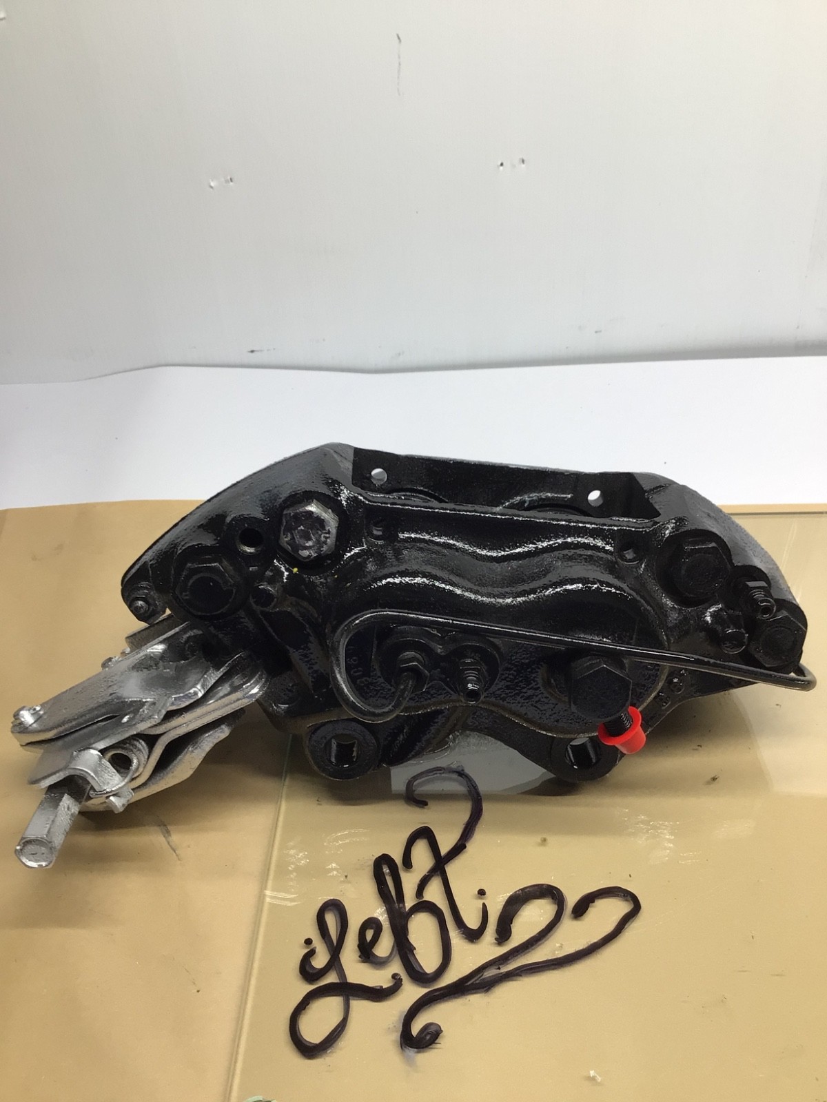 1966 - 1980 Rolls Royce Silver Shadow Wraith II Rear Left & Right Brake Calipers