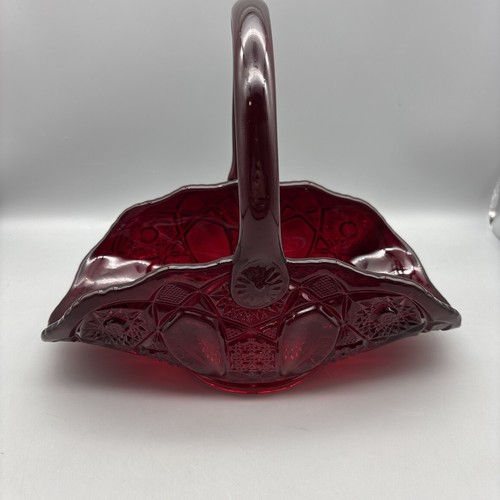 L. E. Smith Vintage Ruby Red Glass Bridal Basket, Quintec Pattern 10.25” - Picture 3 of 9