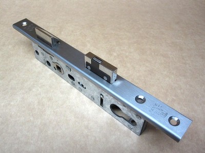 WILKA Panik-Schloss B-Panik 1-flg  LS 29/92/9 U245x24
