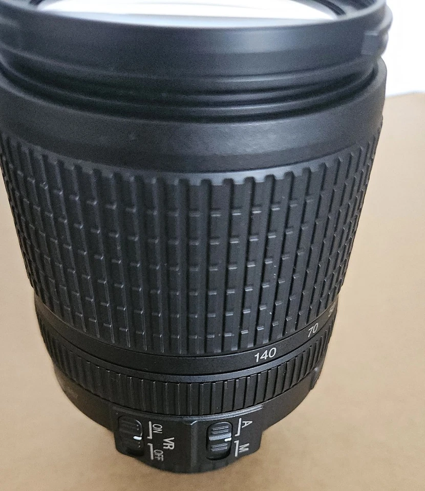 Nikon AF-S DX NIKKOR 18-140mm f3.5-5.6G ED VR Zoom Lens + Front & Rear Caps - Image 4 of 4