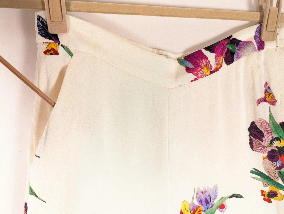 Pantalones Etro Mujer 38 Blanco Iris Floral Pierna Ancha Recortados Hechos en Italia Viscosa Foto 4 de 4