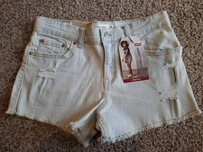 New With Tags Levis Shorts Girls 14 Girlfriend Short