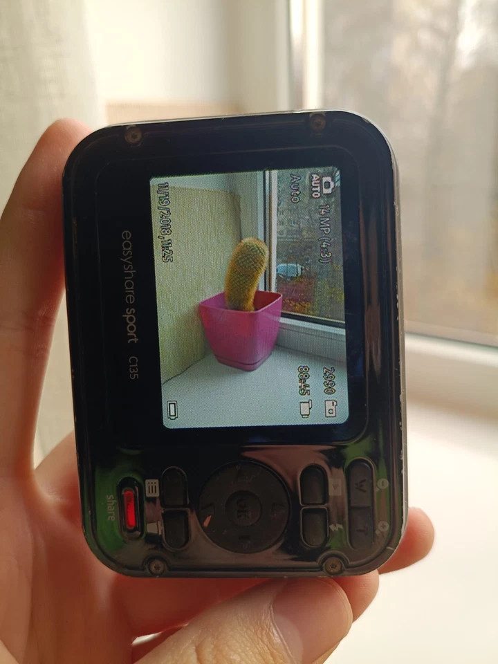 🔥RARE Orange Kodak Easyshare Sport C135 14.0MP camera🔥WORKing Full set READ! - Image 2 of 4