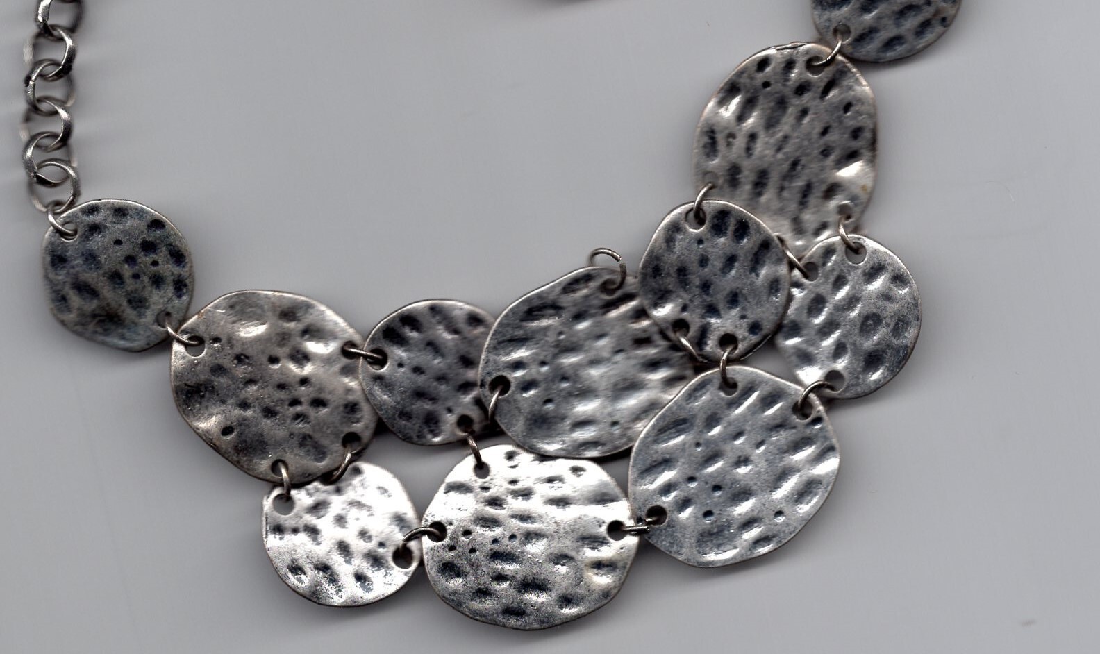 Ruby Road Silver Tone Hammered Discs Necklace 19”… - image 2