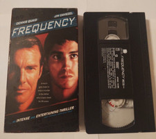 Frequency (VHS, 2000)Dennis Quaid,Jim Caviezel,Andre Braugher,Elizabeth Mitchell
