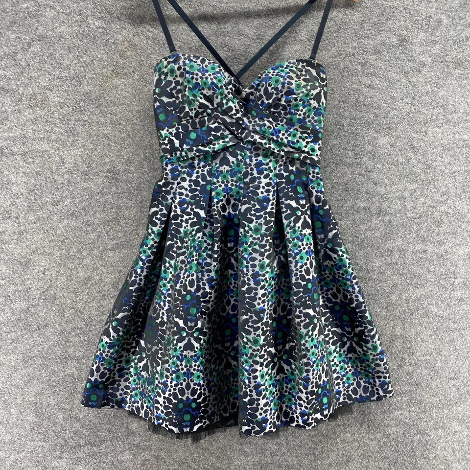 BCBGMaxazria 女式 0 黑色几何紧身迷笛内衬无袖休闲 — 第 4/4 张图片