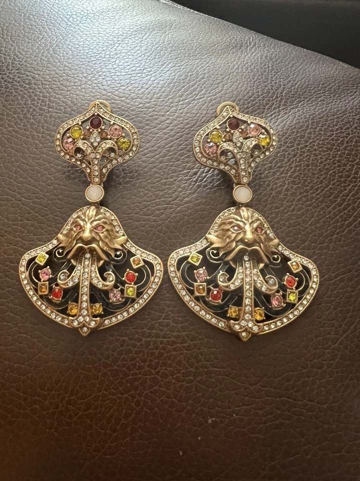 Brincos Museu do Leão Medieval Antigo Fleur De Lis Ouro Antigo Palácio Arte Tribunal CZ - Imagem 4 de 4