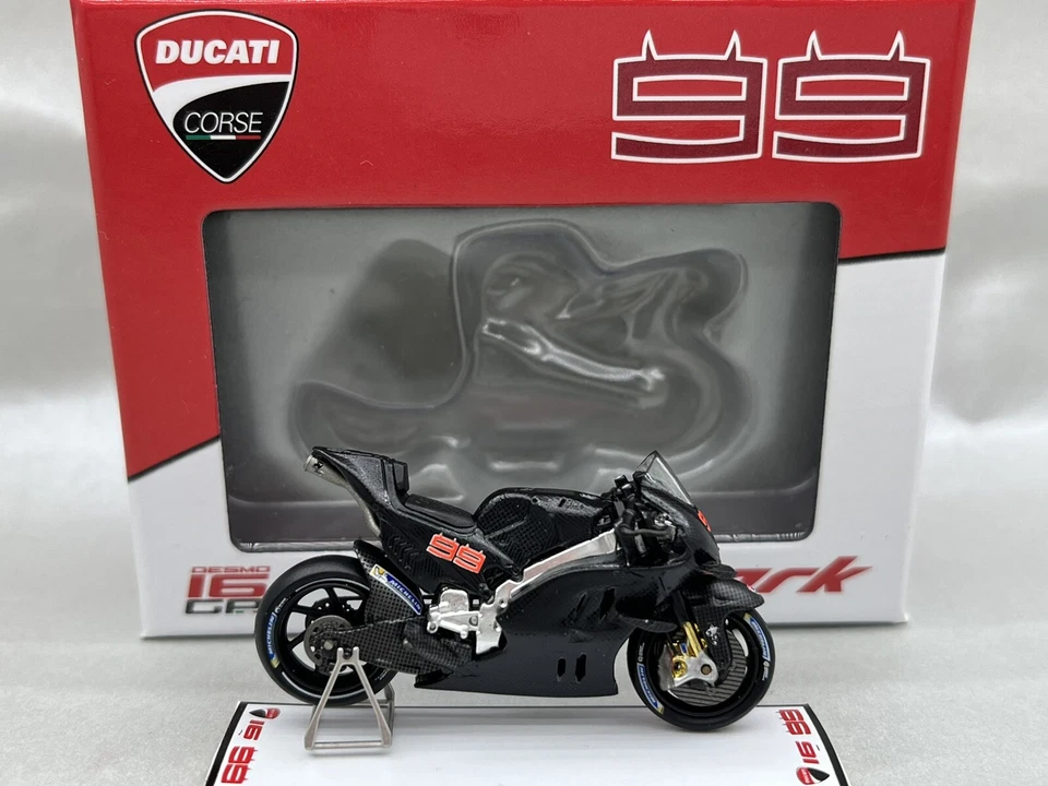 🇺🇦 1:43 SPARK DUCATI GP16 MOTO GP 2016 JORGE LORENZO #99 MotoGp Black Carbon - Image 4 of 4