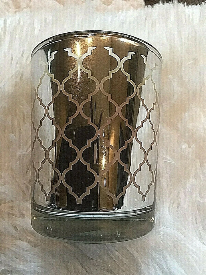 D.L. Vela misturada de soja & Co Bergamot Woods 7 oz NOVA NA CAIXA - Imagem 2 de 3