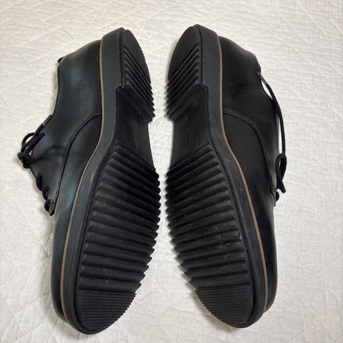 Clarks Womens Raisie Bloom Oxford Size 12 Black Leather Lace Up Shoe Comfy Flat - Picture 2 of 6