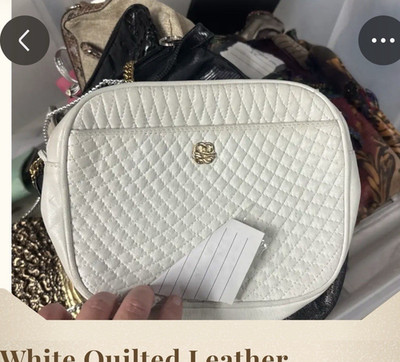 Vintage White Quilted CB Bag Gold-Tone Hardware Zip Detachable Strap Pockets