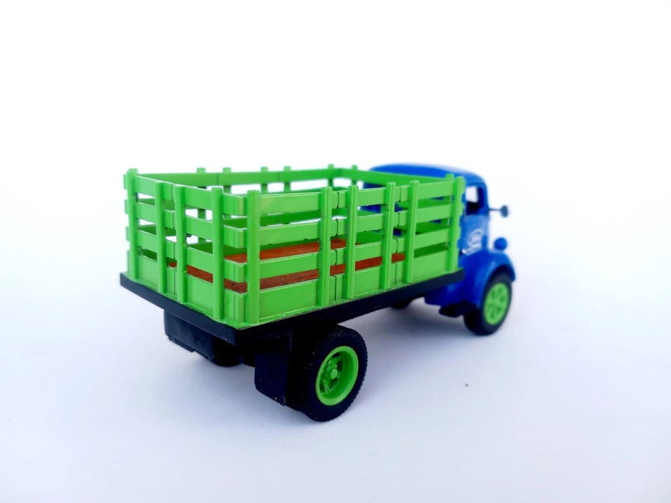 1/50 o scale 3d printed 1938 Ford COE stakebed truck handmade custom kitbash - Image 4 of 4