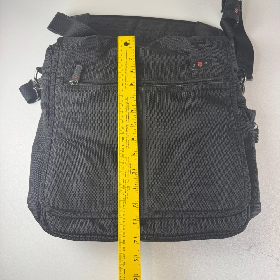 Victorinox Negro Nylon Bolso Mensajero Bandolera Correa Ajustable Laptop Tablet Foto 2 de 4