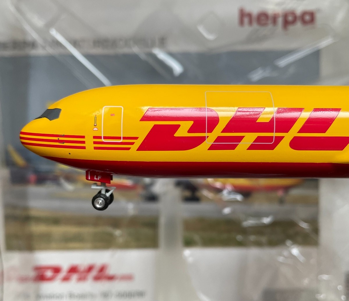 ヘルパ Herpa 1/200 ボーイング 767-300 アエロフロート ヘルパ Herpa 1/200 ボーイング 767-300 アエロフロート - メルカリ