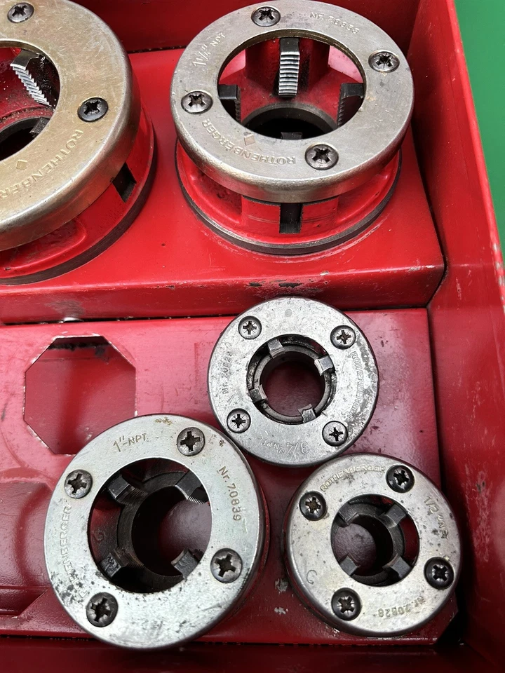 ROTHENBERGER 70905 Manual Ratchet Pipe Threader Set ½” to 2” NPT - Image 3 of 4