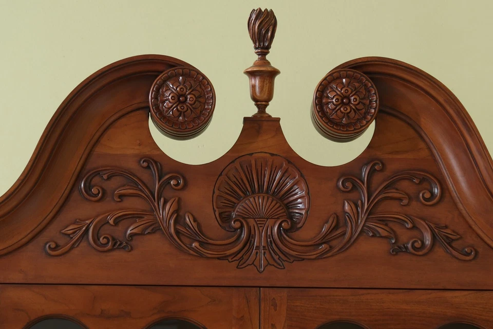 32234EC: HENKEL HARRIS вишневый угловой фарфоровый шкаф Welford - Изображение 2 из 4