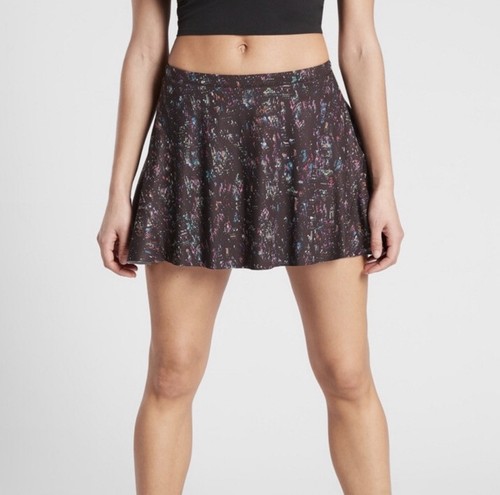 Athleta Match Point Skort In City Lights Print SZ M EUC