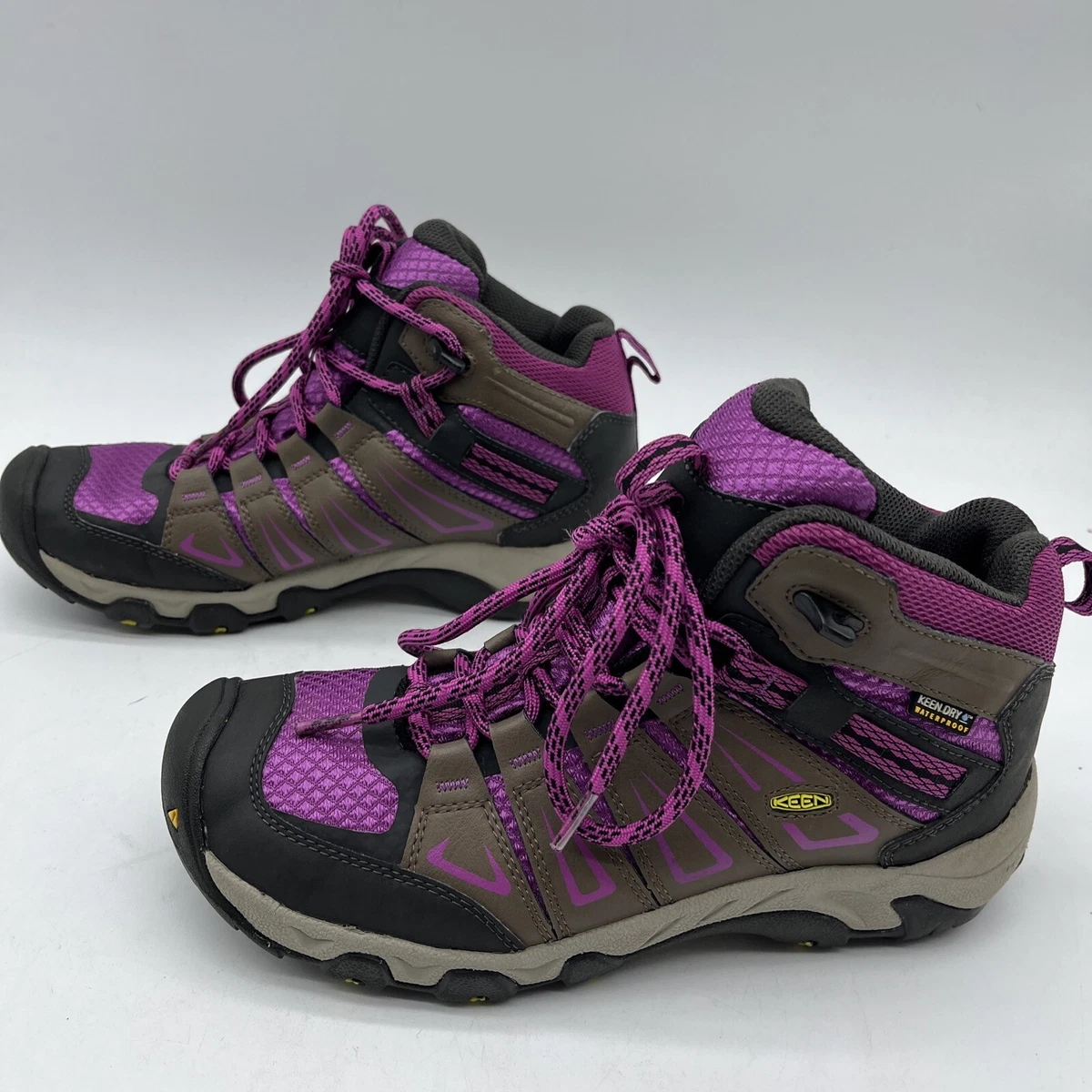 Purple hiking best sale boots