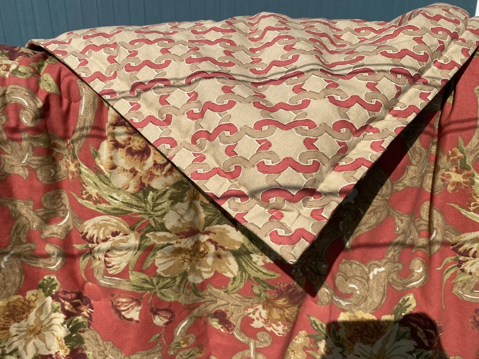 Edredón Rose Tree Queen ALGODÓN Coral Floral Brida Reversible 99”W X 98”L En muy buena condición Foto 4 de 4