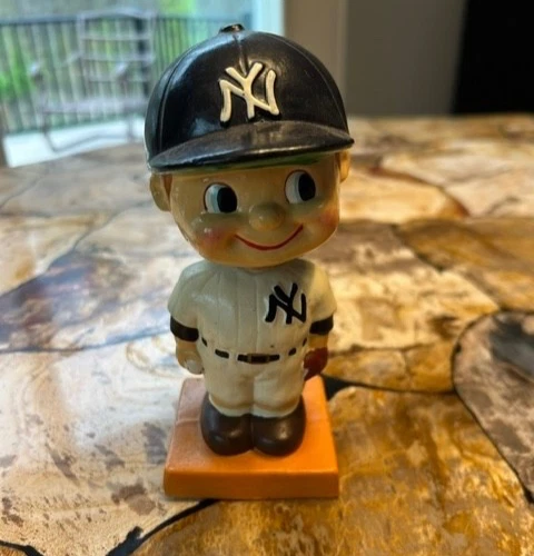 激レア1960年代ボブルヘッドニューヨークヤンキース Baseball New York Yankees 1960 Vintage Bobble Heads for sale | eBay