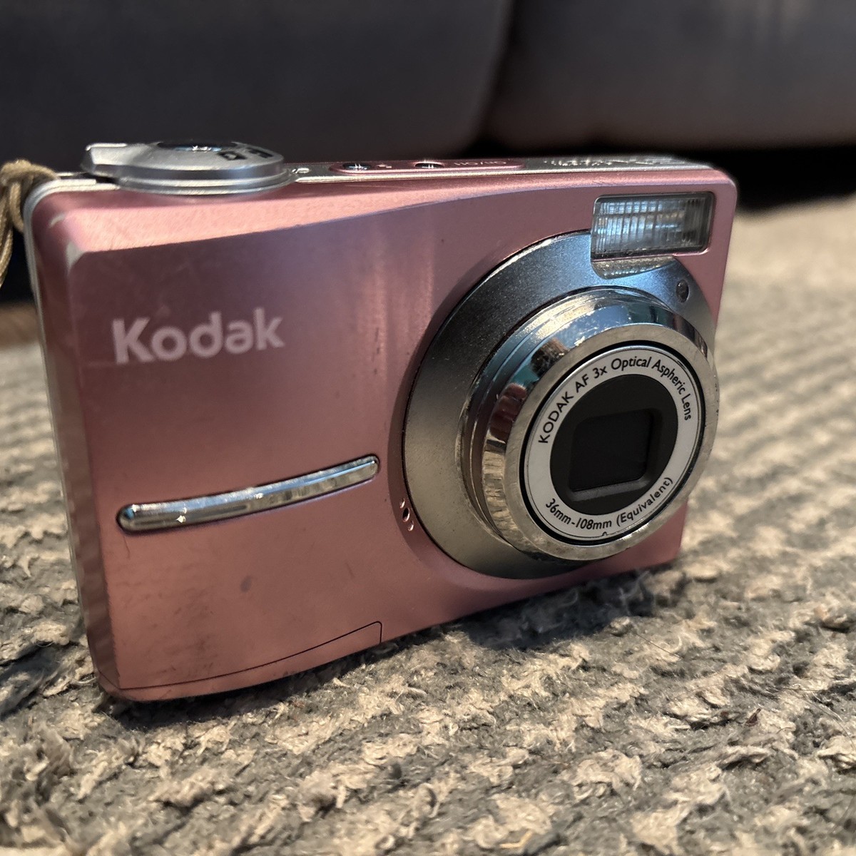 Kodak EasyShare C713 単3電池式 Amazon.com : Kodak Easyshare C713 7 MP Digital Camera with