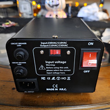 LVYUAN VTUS-800 Step Up/Down Voltage Transformer 110/230V 3 Outlets 1PH