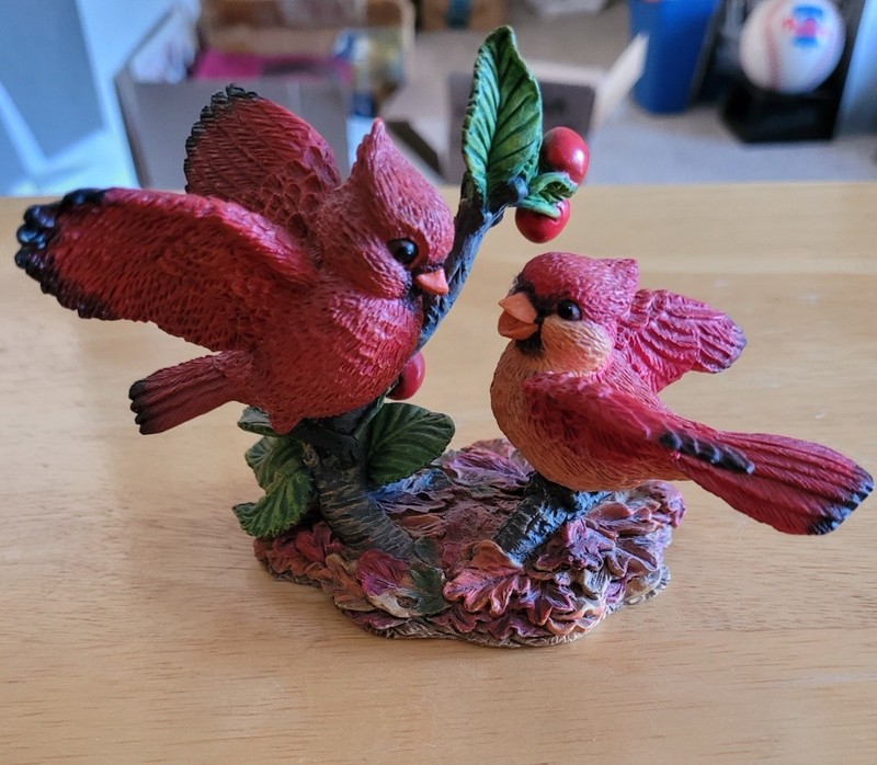 Decorative Cardinal Bird Pair