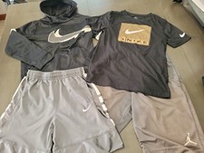 Lot Of 4 pieces Nike And Jordan Boys Size Med. 10-12 EUC