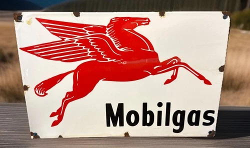 VINTAGE 12” X 8” MOBILGAS PEGASUS PORCELAIN PUMP PLATE METAL SIGN