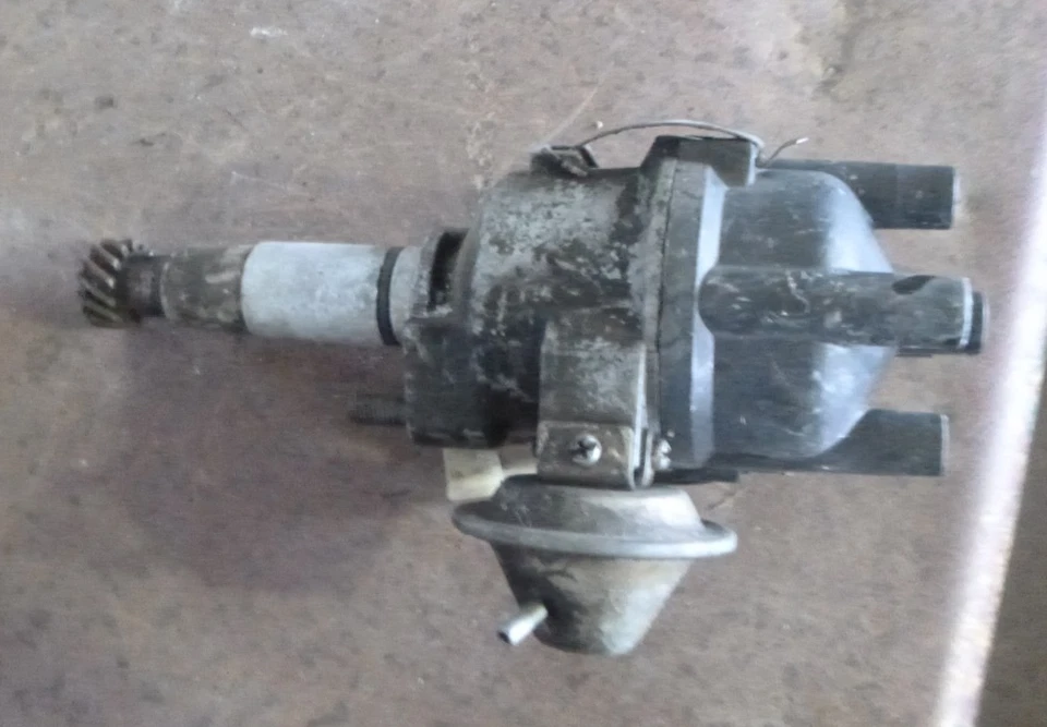 Distribuidor Mazda 323 FA4 1979 Foto 2 de 4