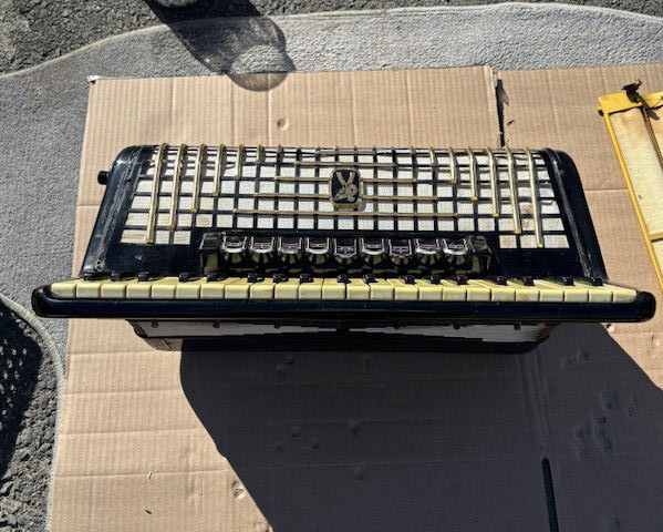 как выглядит Akkordeon Accordion Black Hohner Atlantic III 120 3 Bass 9 Register Case фото