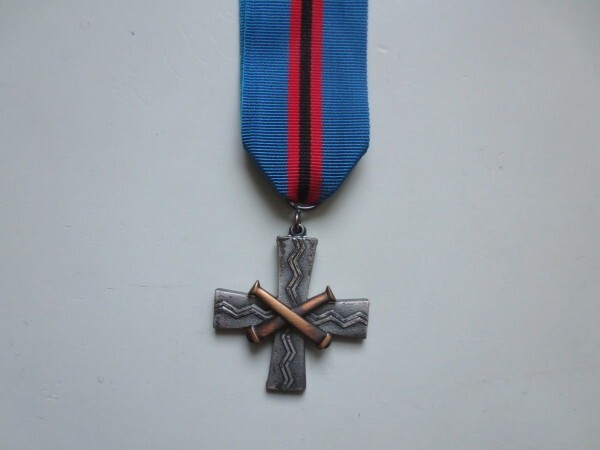 Picture 1 of 2