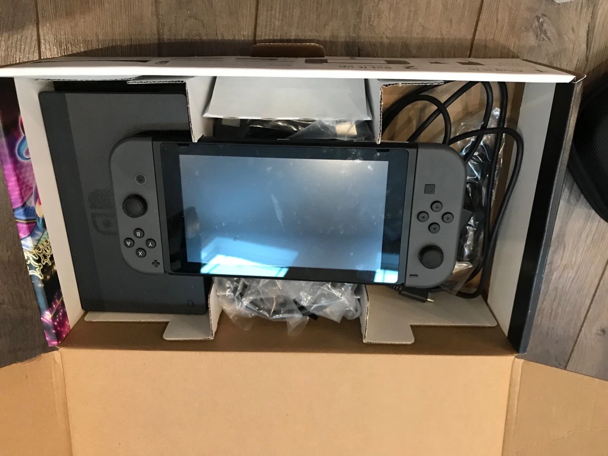Nintendo switch grey mario kart cheap 8 bundle