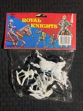 Vintage 80s Joy Toy 1185 ROYAL KNIGHTS Plastic Action Figures SEALED BAG C-6.5