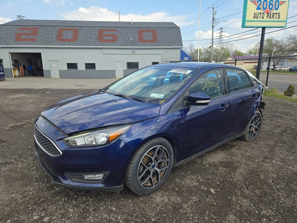 Used Brake Master Cylinder fits: 2017 Ford Focus  Grade A - Image 2 of 4