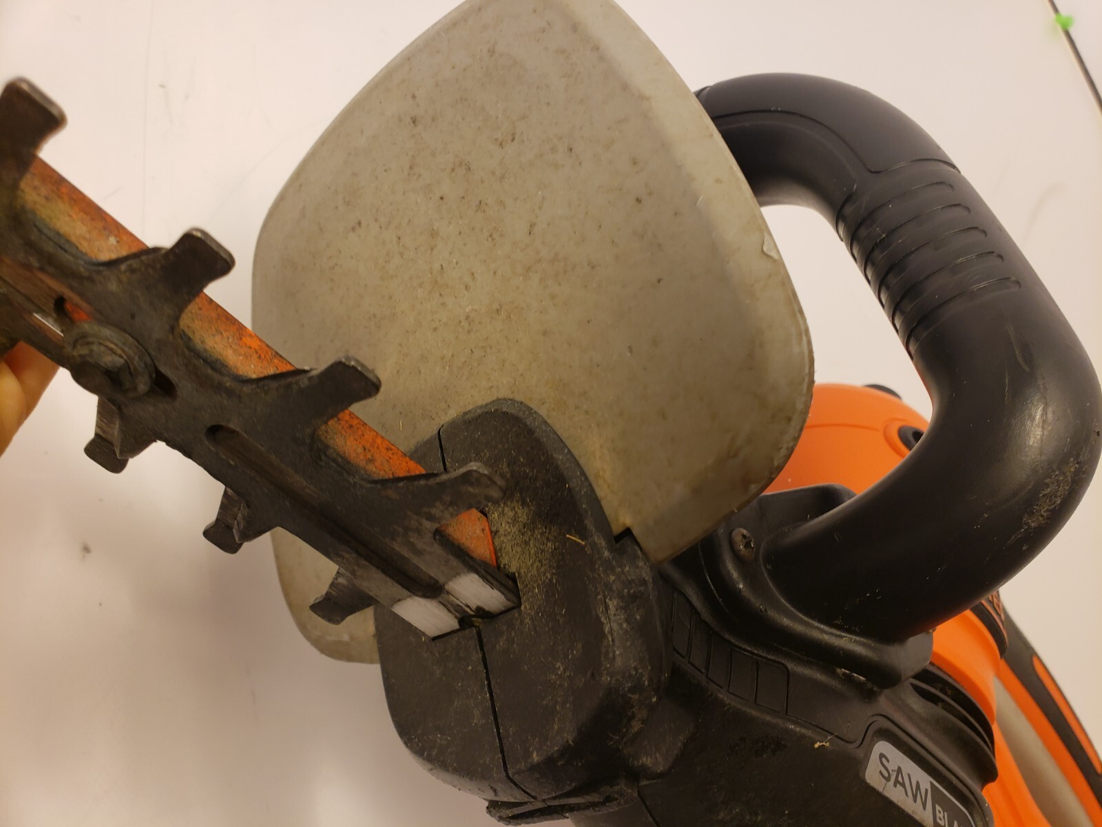 Black & Decker BEHTS300 20 in. SAWBLADE Electric Hedge Trimmer eBay