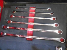 ez red flat ratching wrench