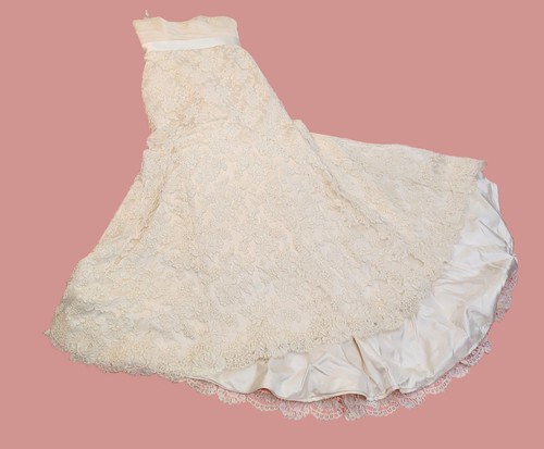 Ivory Modern Trousseau couture wedding gown