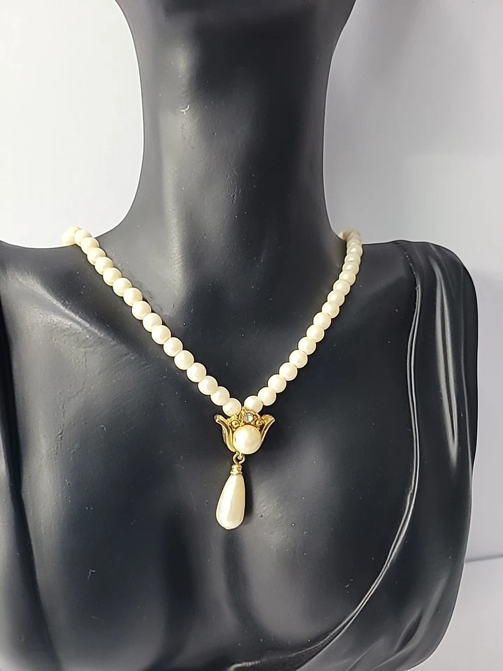 Collar Vintage Imitación Perla Tono Dorado Floral Colgante Estrás Lágrima Cuentas Foto 3 de 4