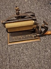Antique Crown  Pleater Crimper Roller Fluter Clothing American Machine PA