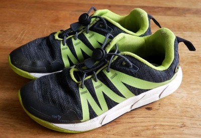 Joe Nimble Turnschuhe (Größe 35 / UK 3)