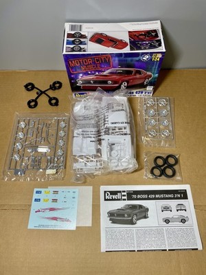 Revell 1970 Mustang Boss 429 85-2149 Model Kit New Open Box Motor City Muscle