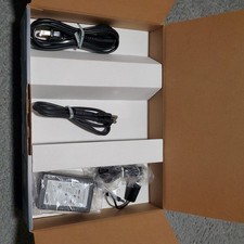 Samsung Digital Photo Frame 10 inch Screen No Memory Card Included