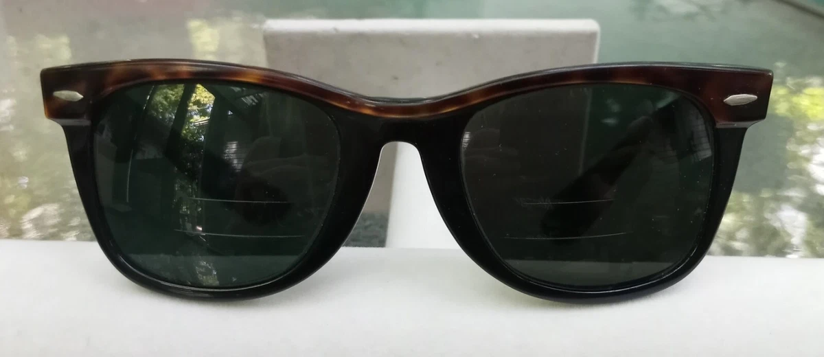 Tortoiseshell wayfarers top